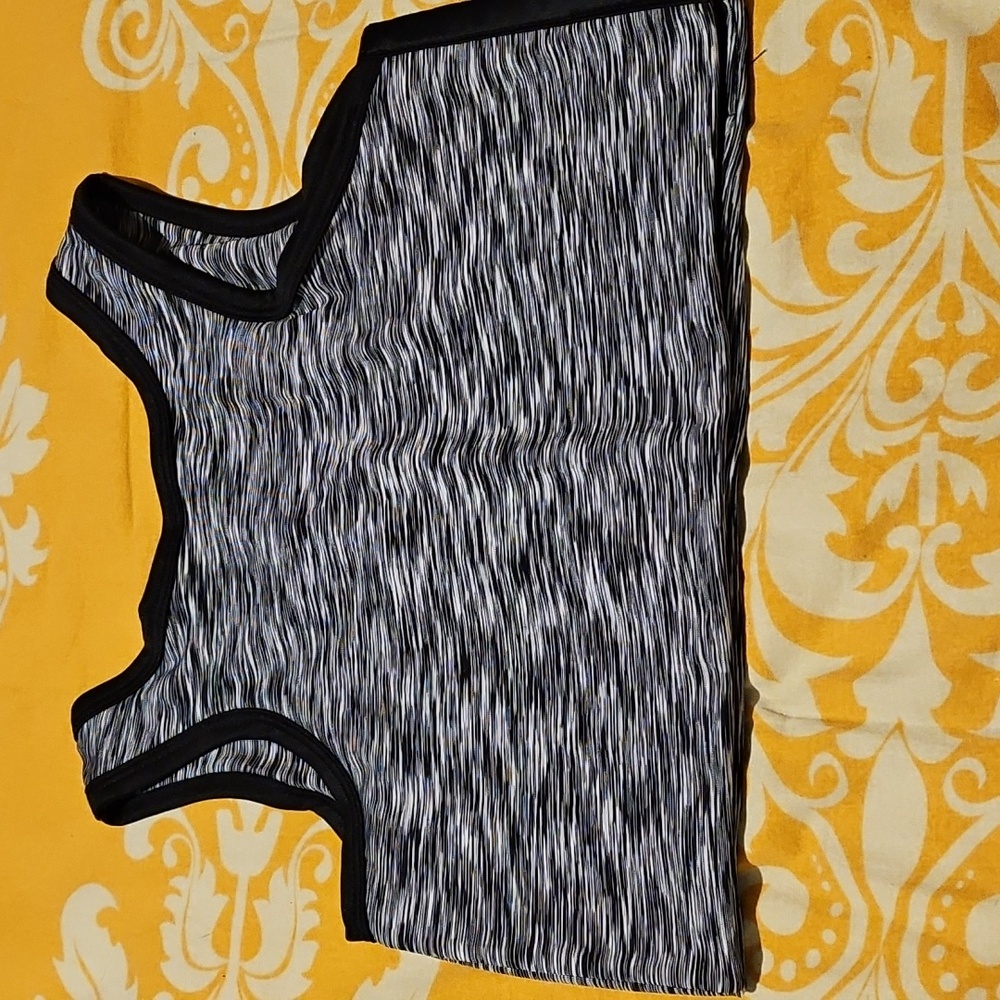 Compression - Binding Bra Top - Picture 6 of 9